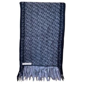 Churchill handwoven scarf